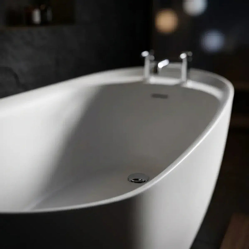 Ophelia 1700 x 780mm Single Ended Freestanding Slipper Bath | Luxury Tap Ledge Design